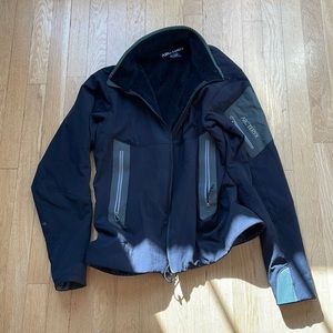 Arcteryx lightweight soft shell jacket
